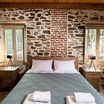 Stonevillamouzaki Luxury Mansion