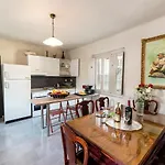 Stonevillamouzaki Luxury Mansion Вилла *