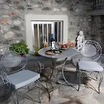 Вилла Stonevillamouzaki Luxury Mansion *
